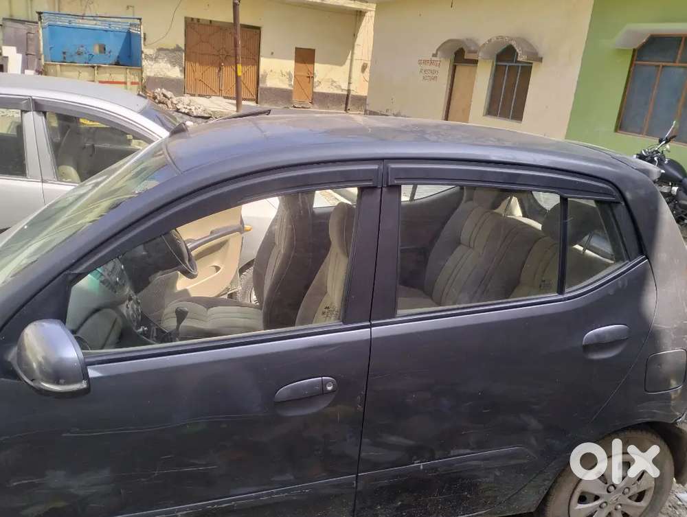 Hyundai I10 2012 Petrol 64000 Km Driven