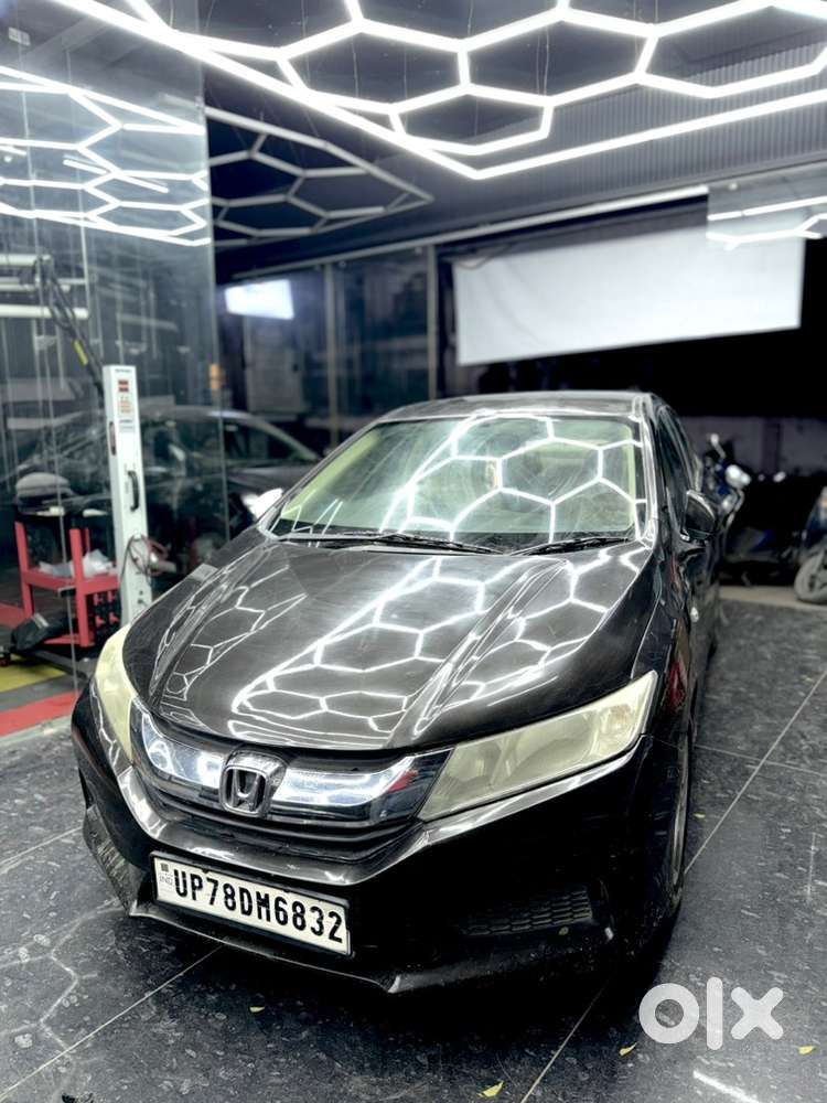 Well Mainted Honda City 2014 Diesel 80000 Km Driven
