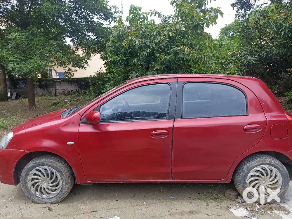 Toyota Etios Liva 2012