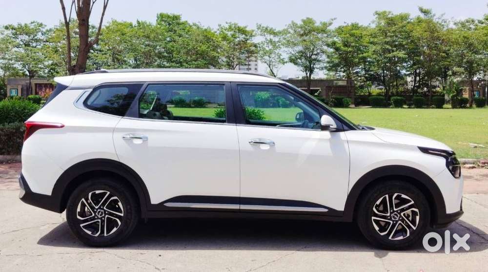 Kia Carens 1.4 Luxury Plus 6 Str, 2023, Petrol