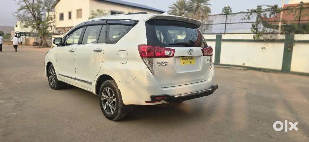 Toyota Innova Crysta 2022