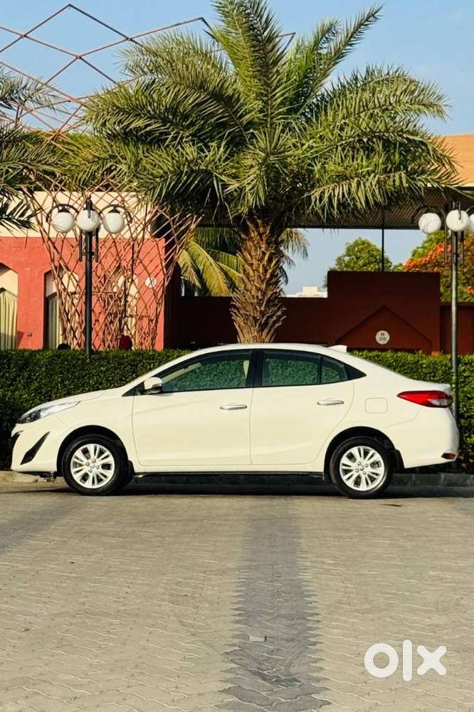 Toyota Yaris Vx Cvt, 2018, Petrol