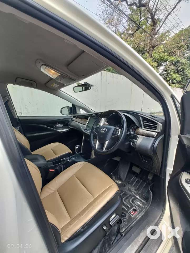 Toyota Innova Crysta [2020-ongoing] 2.4 Zx At 7 Str, 2022, Diesel