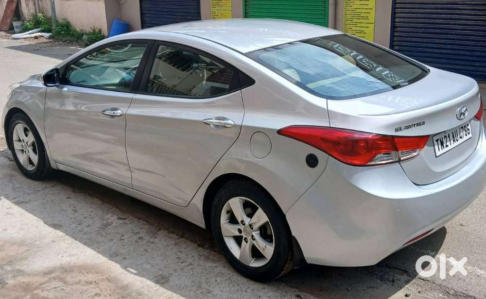 Hyundai Elantra 1.8 Sx Mt, 2013, Petrol