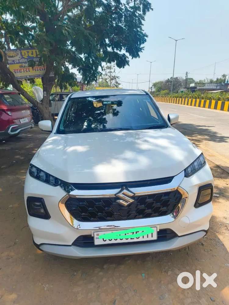 Maruti Suzuki Grand Vitara 2024 Petrol Good Condition