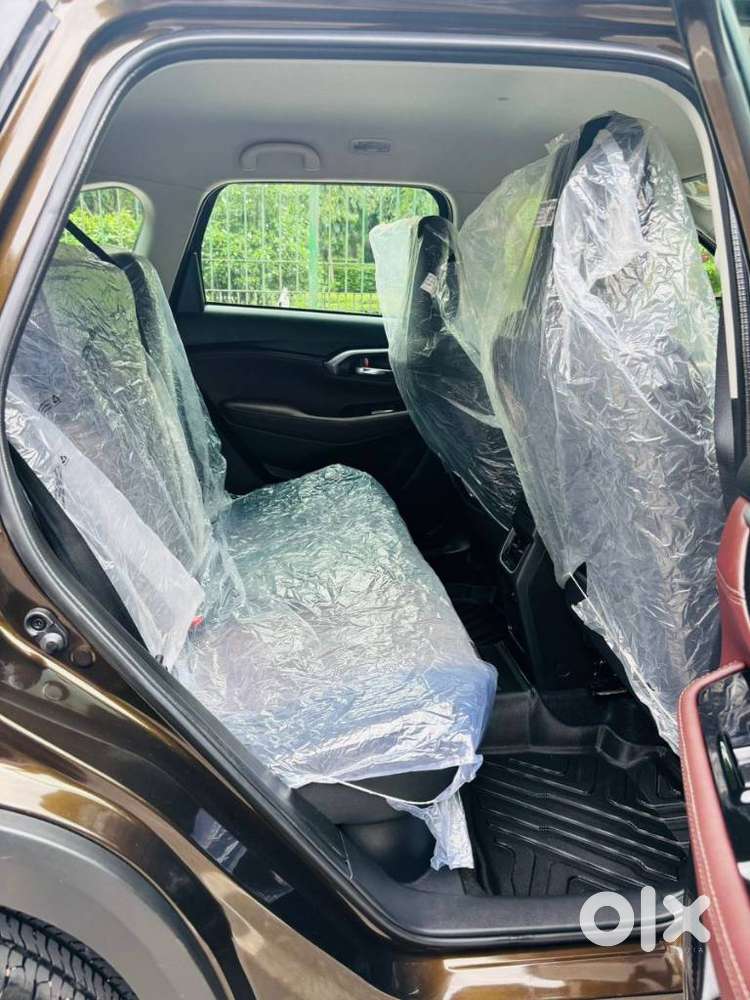 Maruti Suzuki Grand Vitara 1.5 Zeta Cng, 2025, Cng & Hybrids