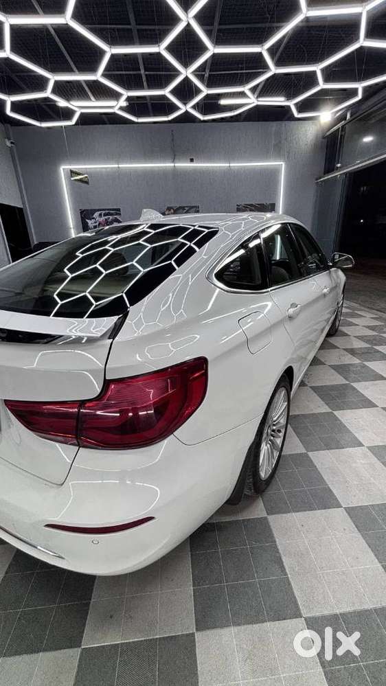 Bmw 3 Series Gt 320d Luxury Line, 2018, Diesel