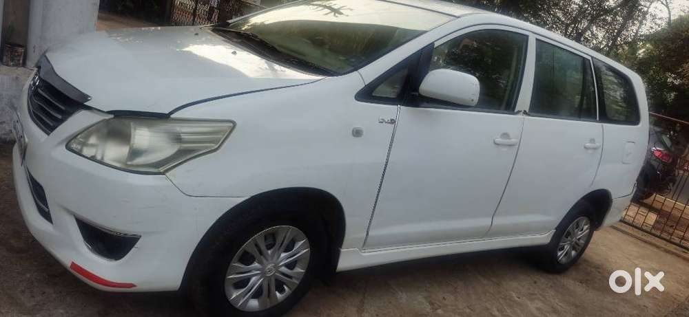 Toyota Innova 2.5 G (diesel) 7 Seater Bs Iv, 2013, Diesel