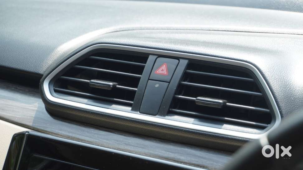 Maruti Suzuki Dzire Zxi Ags, 2023, Petrol