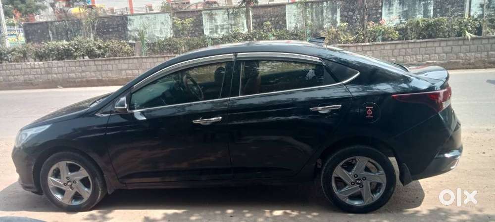 Hyundai Verna 1.5 Sx Petrol Mt, 2022, Petrol