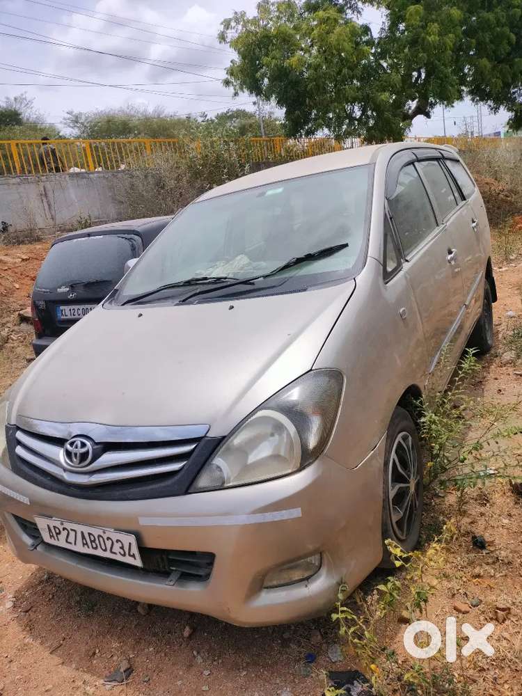 Toyota Innova 2.5 Gx 2008