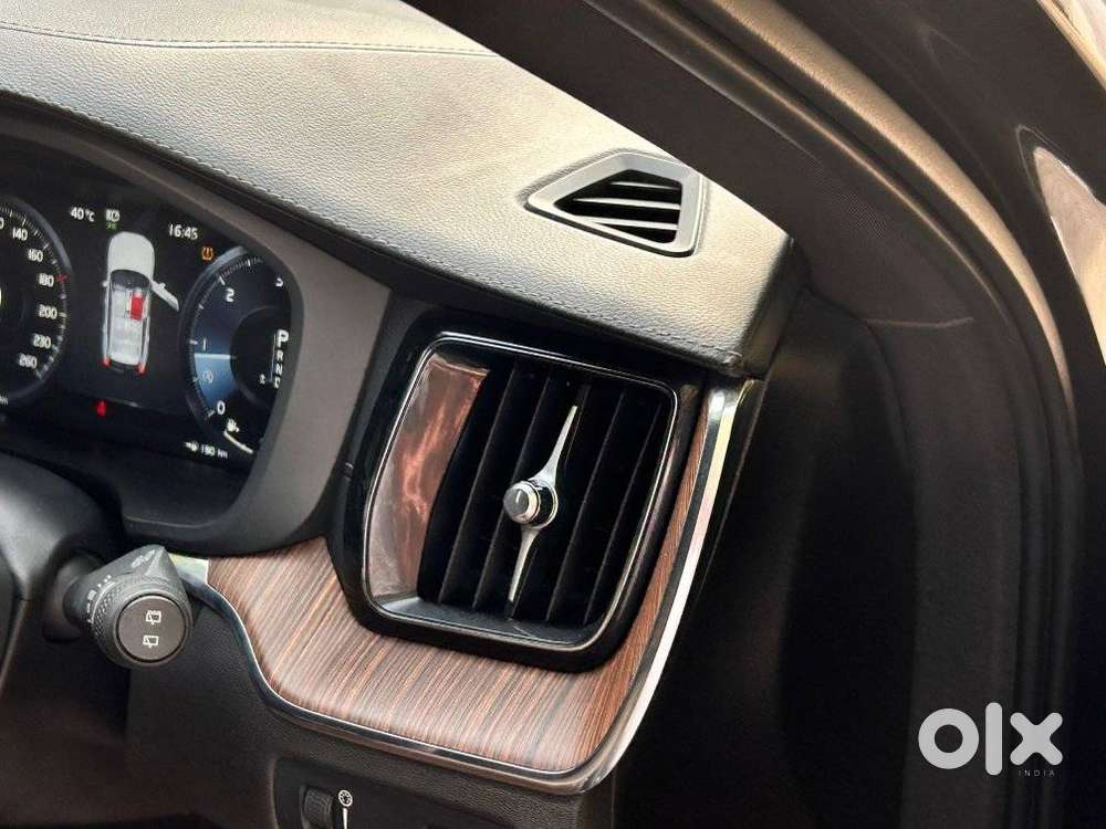 Volvo Xc60 D5 Inscription, 2021, Diesel