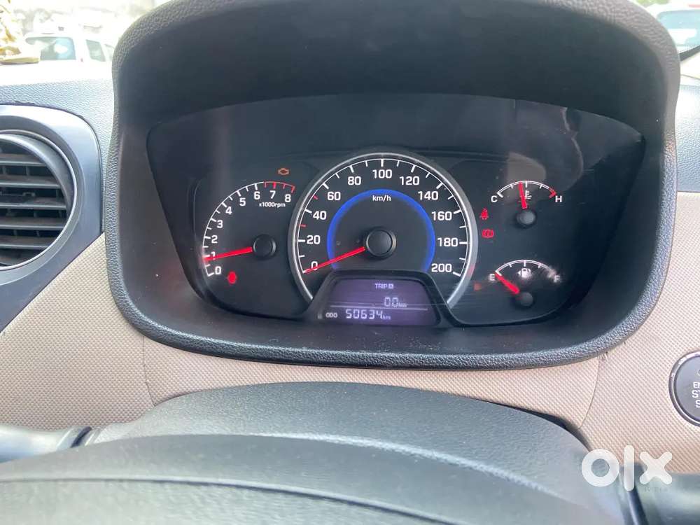 Hyundai I10 1.2 Sportz 2014