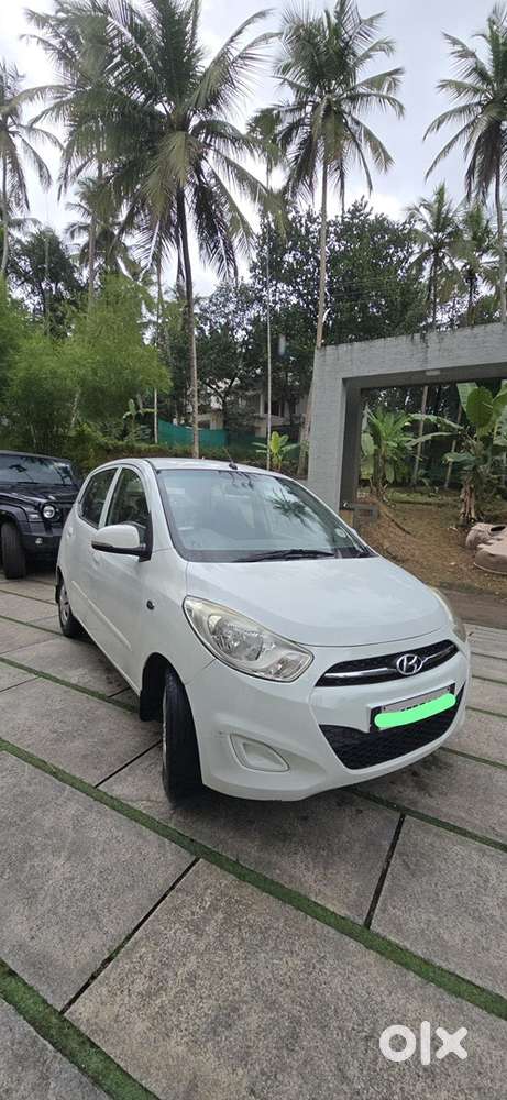 Hyundai I10 Sportz Petrol 2010