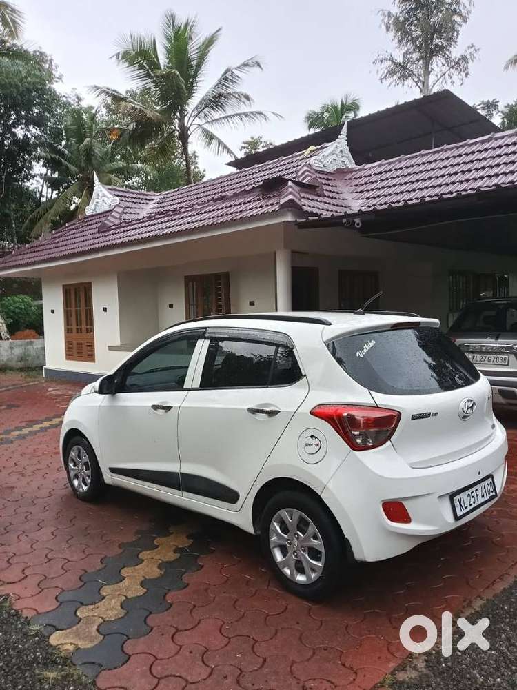Hyundai Grand I10 Sportz1.2 Crdi, 2014, Petrol