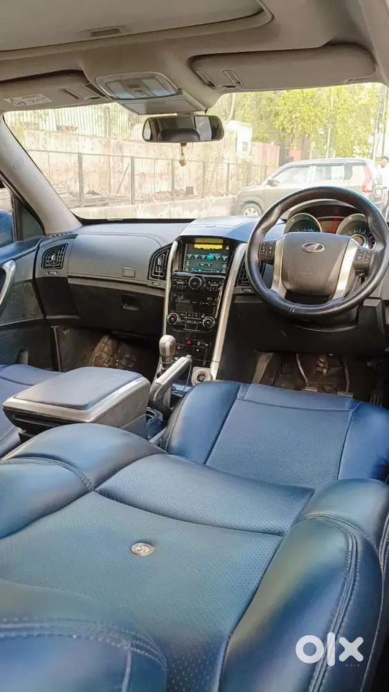 Xuv 500 W11 With Sunroof Black Colour Good Condition Car 2019 Model