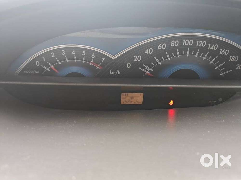Toyota Etios V, 2013, Petrol
