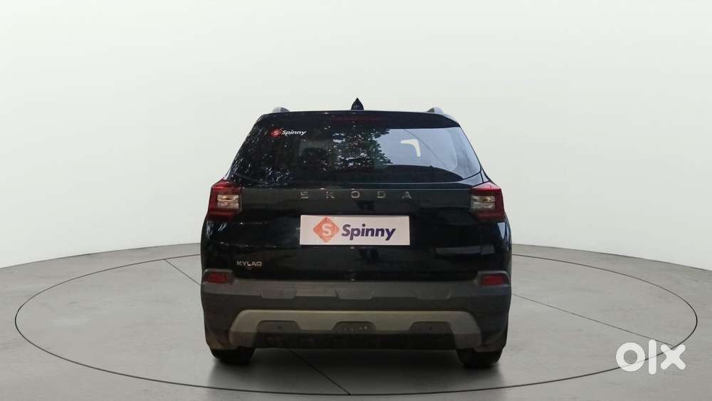 Skoda Kylaq Signature, 2025, Petrol