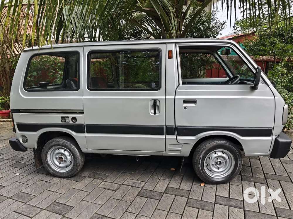 Maruti Suzuki Omni 2011