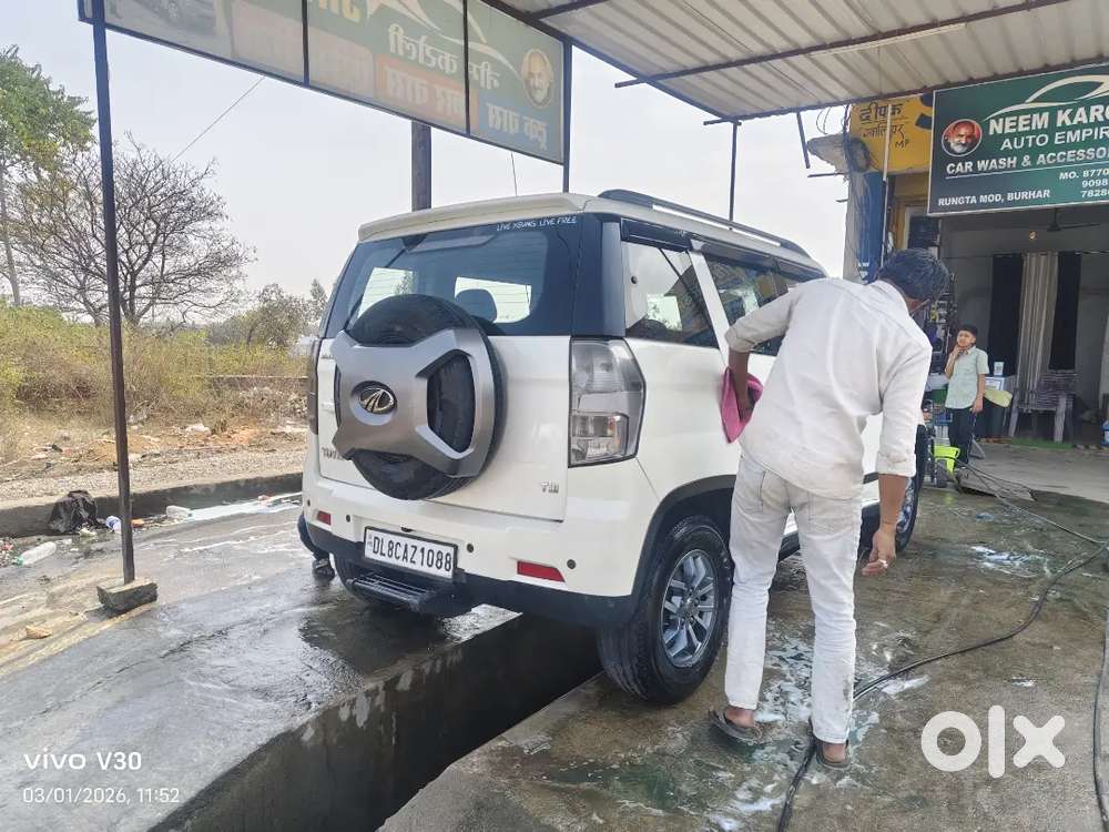 Mahindra Tuv 300 2019 Diesel Well Maintained