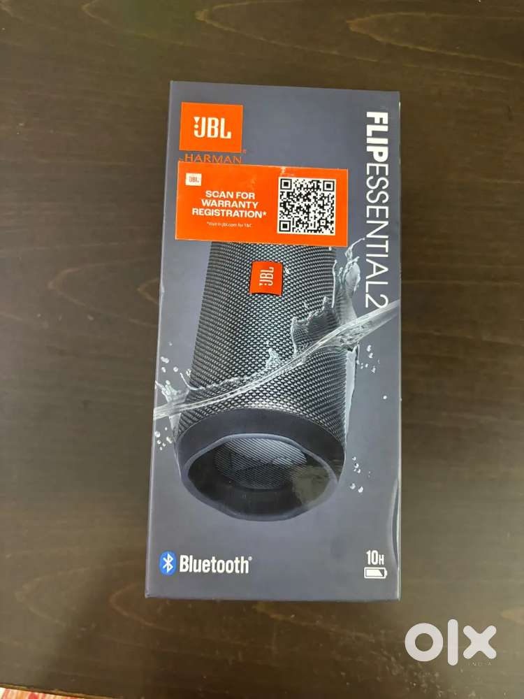 Unused JBL Flip Essential2 Bluetooth Speaker