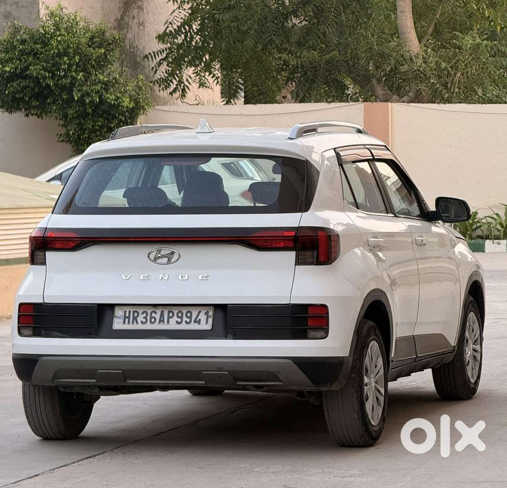 Hyundai Venue S Diesel, 2023, Diesel
