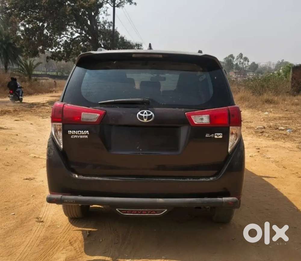 Toyota Innova Crysta 20 Diesel Well Maintained