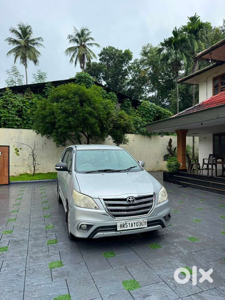 Toyota Innova 2013 Diesel Well Maintained