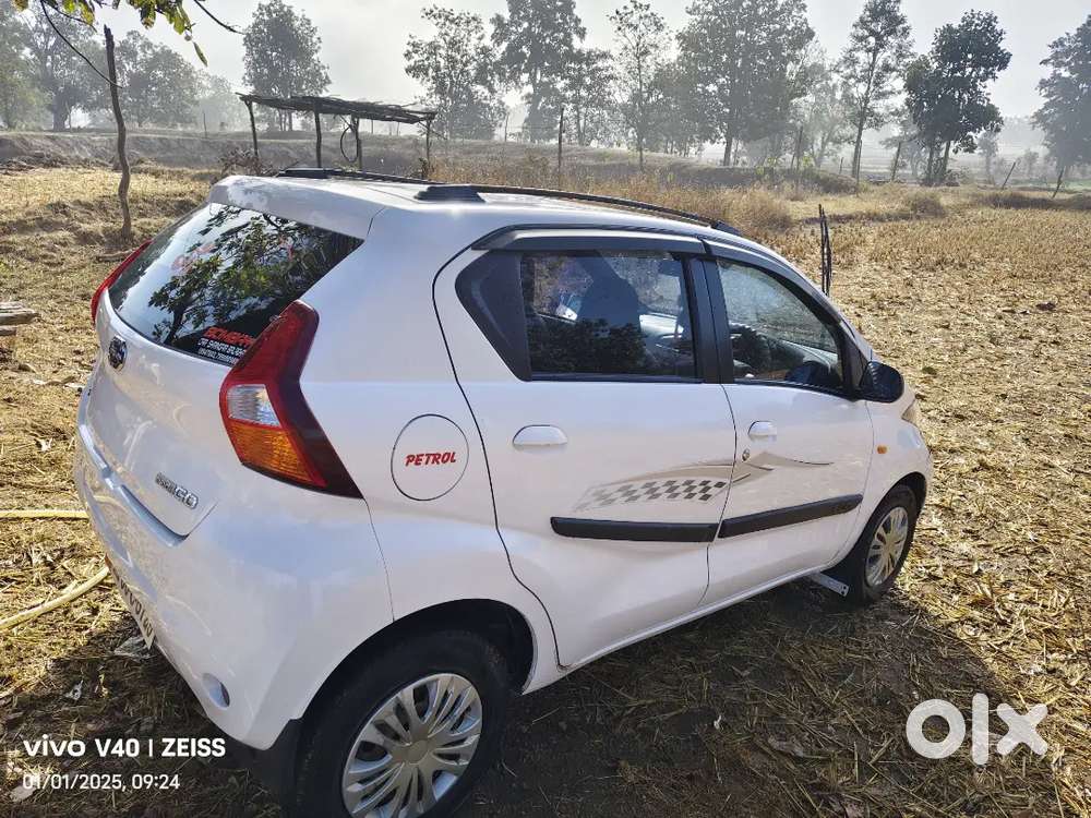 गाड़ी में कोई काम नही है