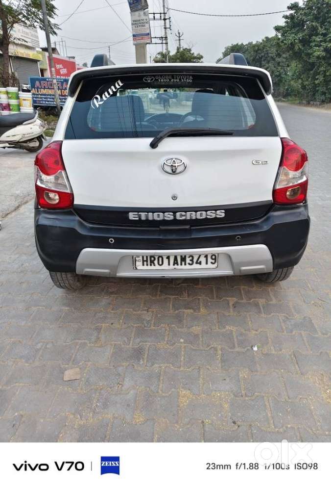 Toyota Etios Cross 1.2l G, 2015, Diesel