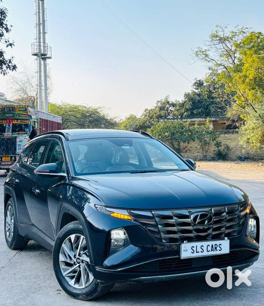 Hyundai Tucson Signature 2.0 At Petrol Dual Tone, 2022, Petrol