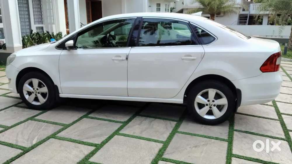 2016 Automatic Skoda Rapid 2016