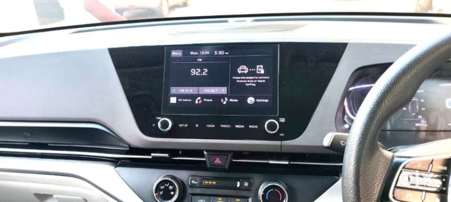 Kia Carens 1.4 Prestige 7 Str, 2023, Petrol