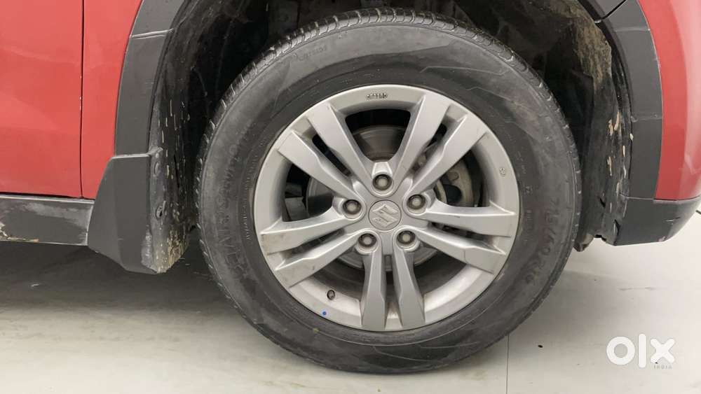 Maruti Suzuki Vitara Brezza Zdi+ Dual Tone Mt, 2016, Diesel