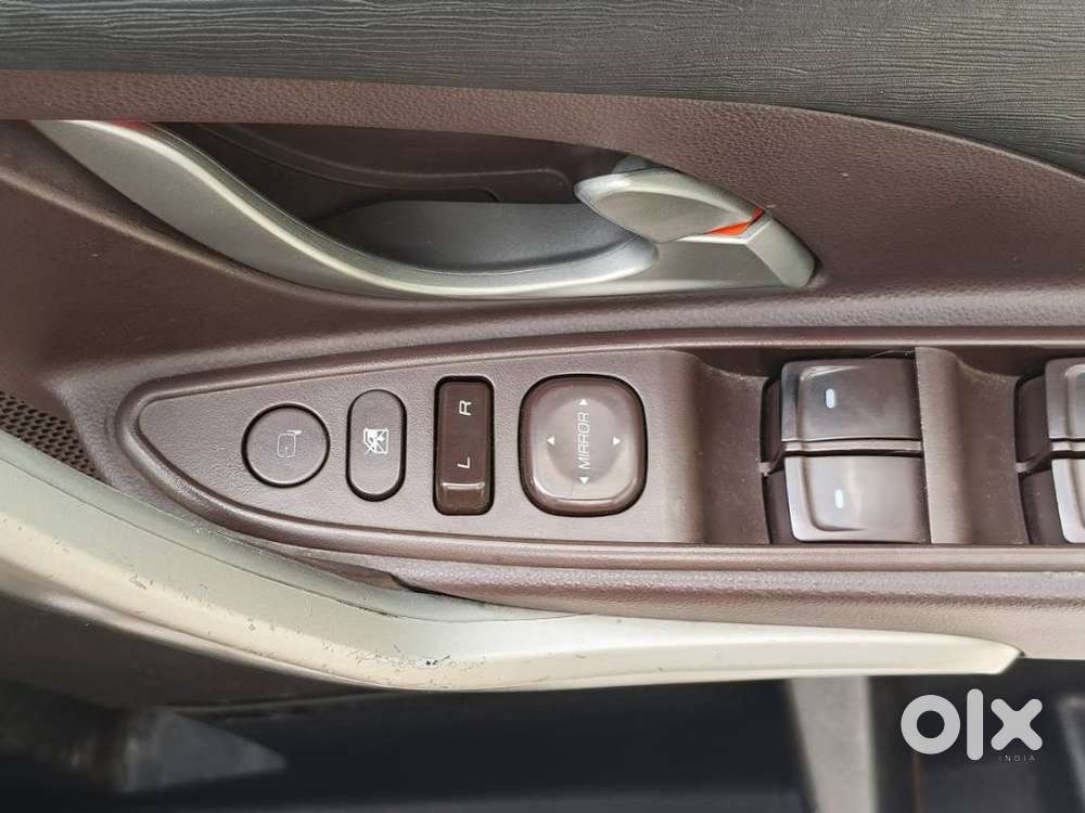 Mahindra Xuv500 W8 2wd, 2014, Petrol