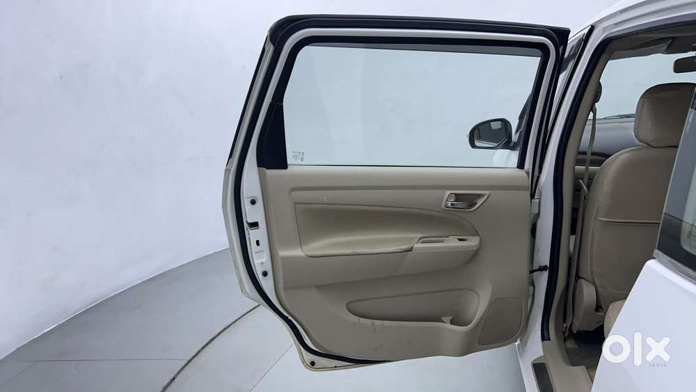 Maruti Suzuki Ertiga Vxi At, 2017, Petrol