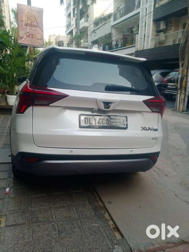 Mahindra Xuv700 Ax7l 6 Str At, 2022, Petrol