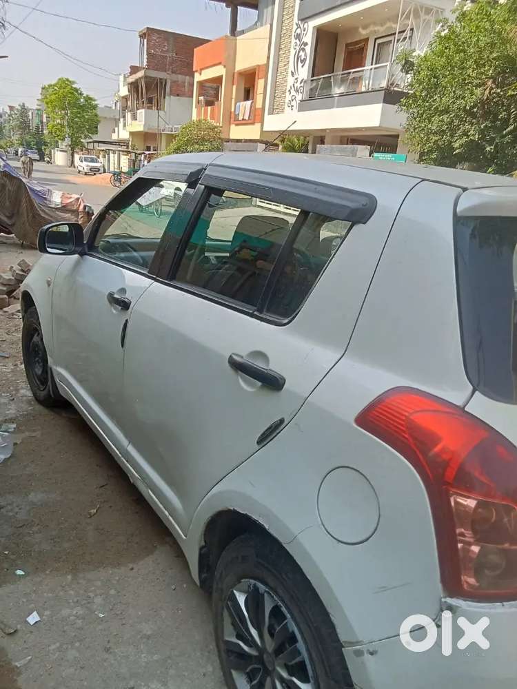 Maruti Suzuki Swift 2009 Petrol Well Maintained