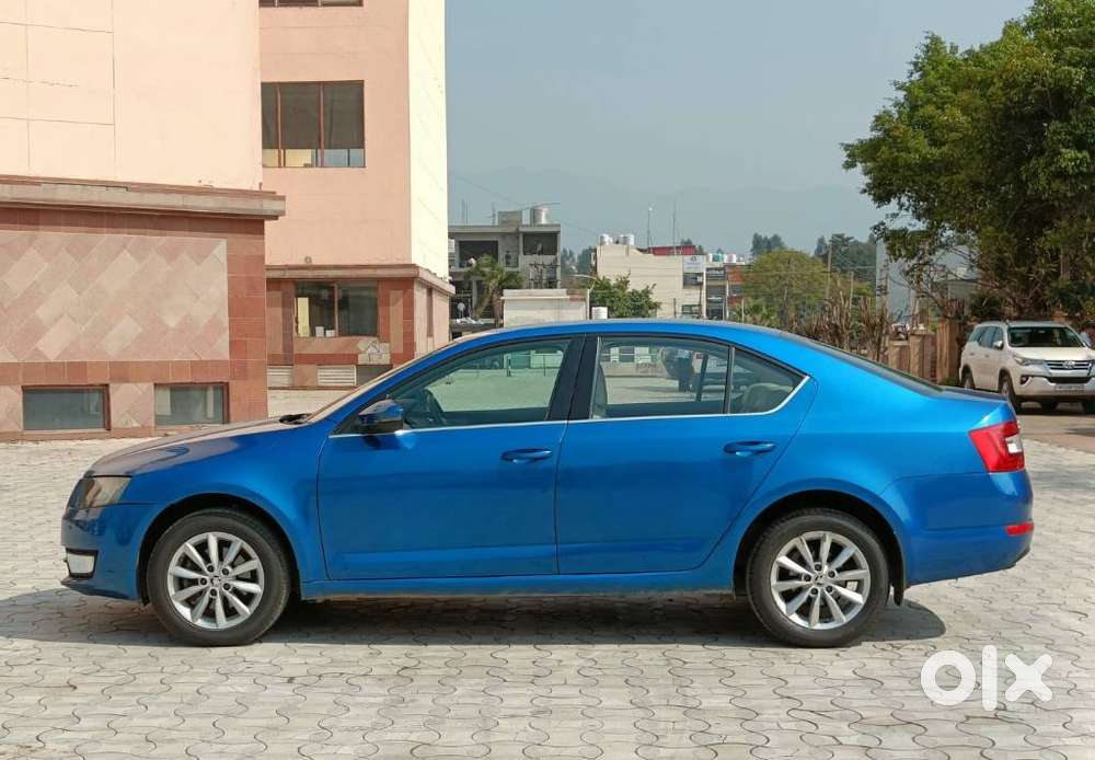 Skoda Octavia 2.0 Tdi Style Plus At, 2013, Diesel