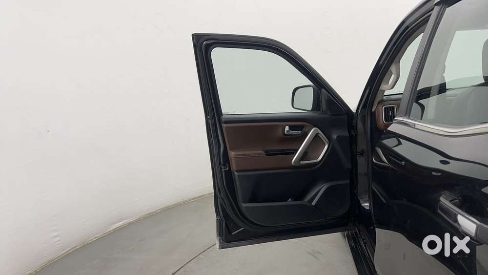 Mahindra Scorpio N Z8 L Diesel Mt 4wd 7 Str, 2023, Diesel