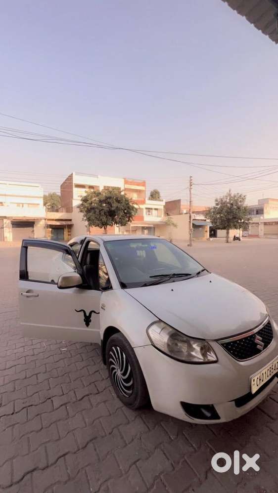 Maruti Suzuki Sx4 2013