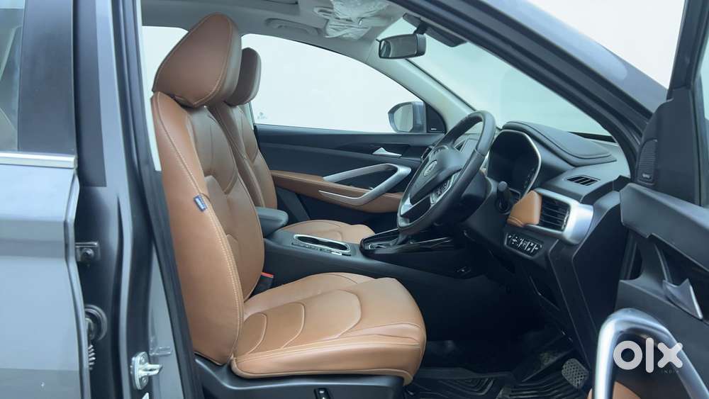 Mg Hector Plus 1.5 Sharp Turbo Cvt 6 Str, 2022, Petrol