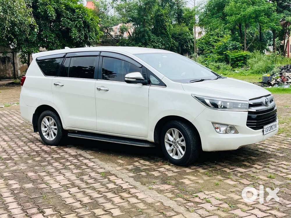 Toyota Innova Crysta 2.8z Automatic, 2017, Diesel