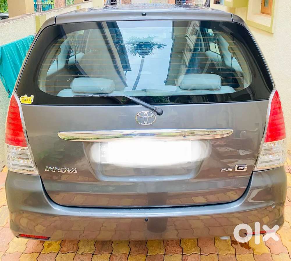 Toyota Innova 2011 Diesel 107000 Km Driven