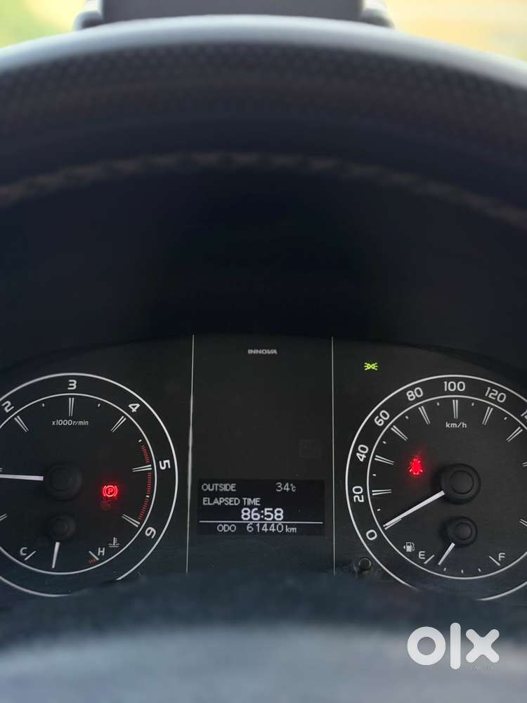 Toyota Innova Crysta 2.4 G Mt 8s, 2021, Diesel