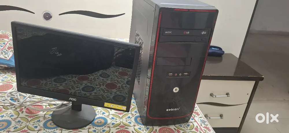Monitor cpu and keyboard. Other is Casio