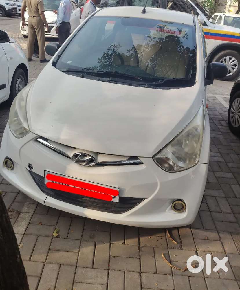 Hyundai Eon 2012 Petrol Well Maintained