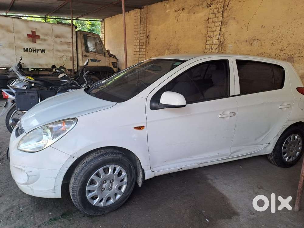 I20 Vehicle Below 2 Lacs For Sale