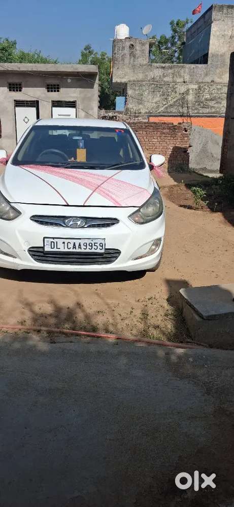 Verna Model 2011