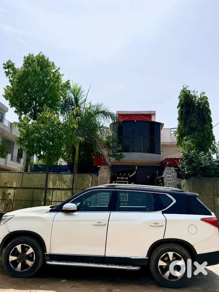 Mahindra Alturas G4 2.2 Diesel 2020